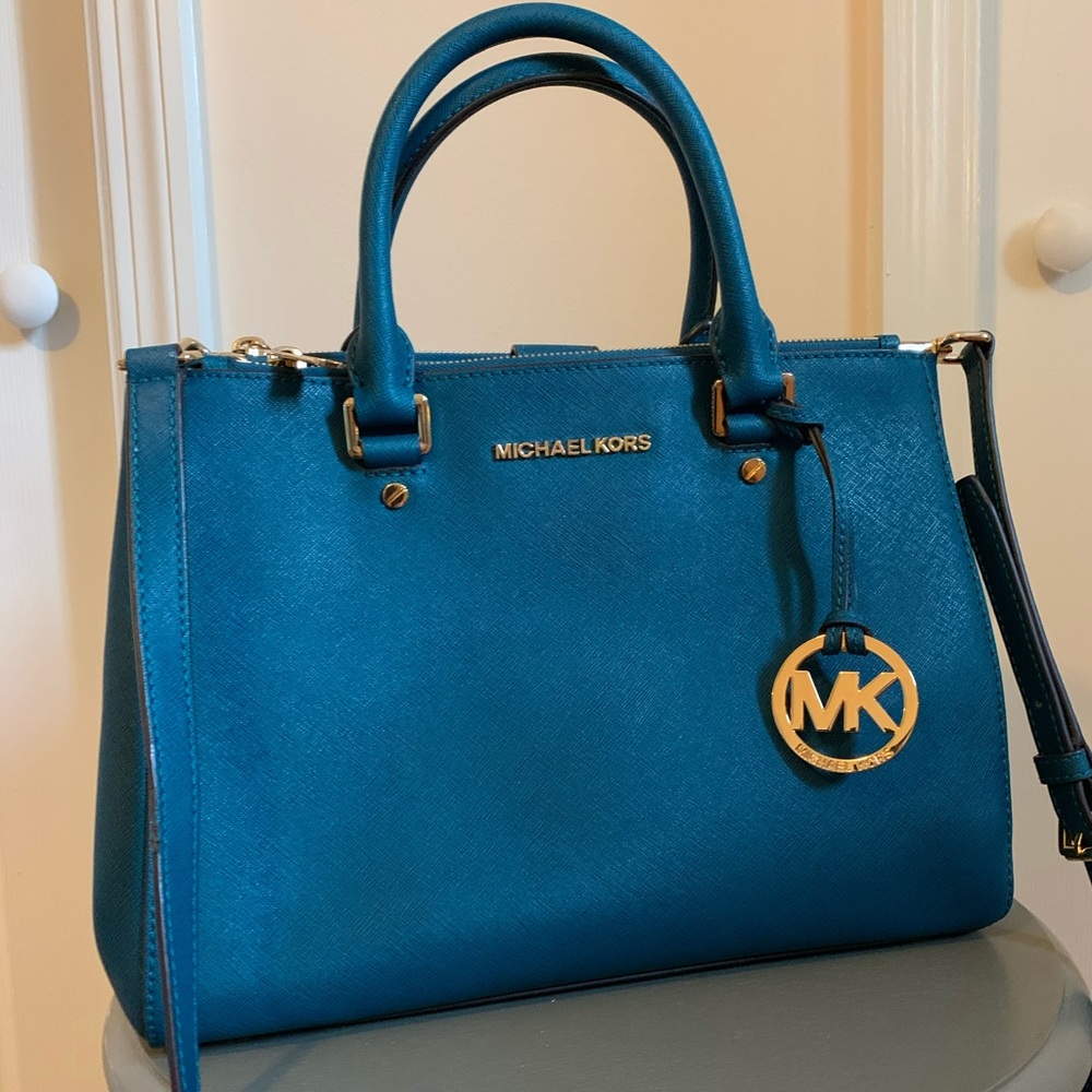Michael Kors purse